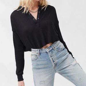 urban outfitters cropped henley tee